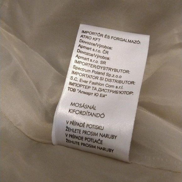 Cactus Clone puffer vest - NWT - Picture 8 of 11